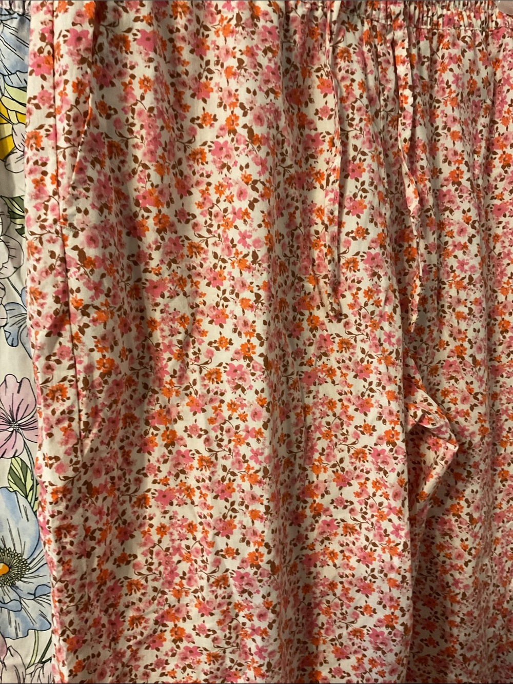 Two Floral Lounge Pants Set - Pink Floral & Multicolor Floral NWOT size small - Picture 3 of 3